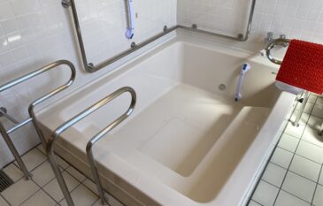 既存環境を活かして安全な入浴動線を確保したい（現状の問題点）