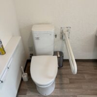 トイレでの立ち座り動作を安全に行いたい