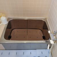 安全に浴そうの出入りをしたい